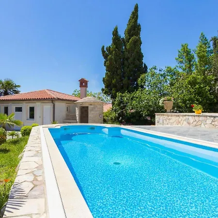 Casa Di Vjera ميدولين